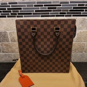 2002 Louis Vuitton Damier Ebene Venice Sac Plat in excellent condition.